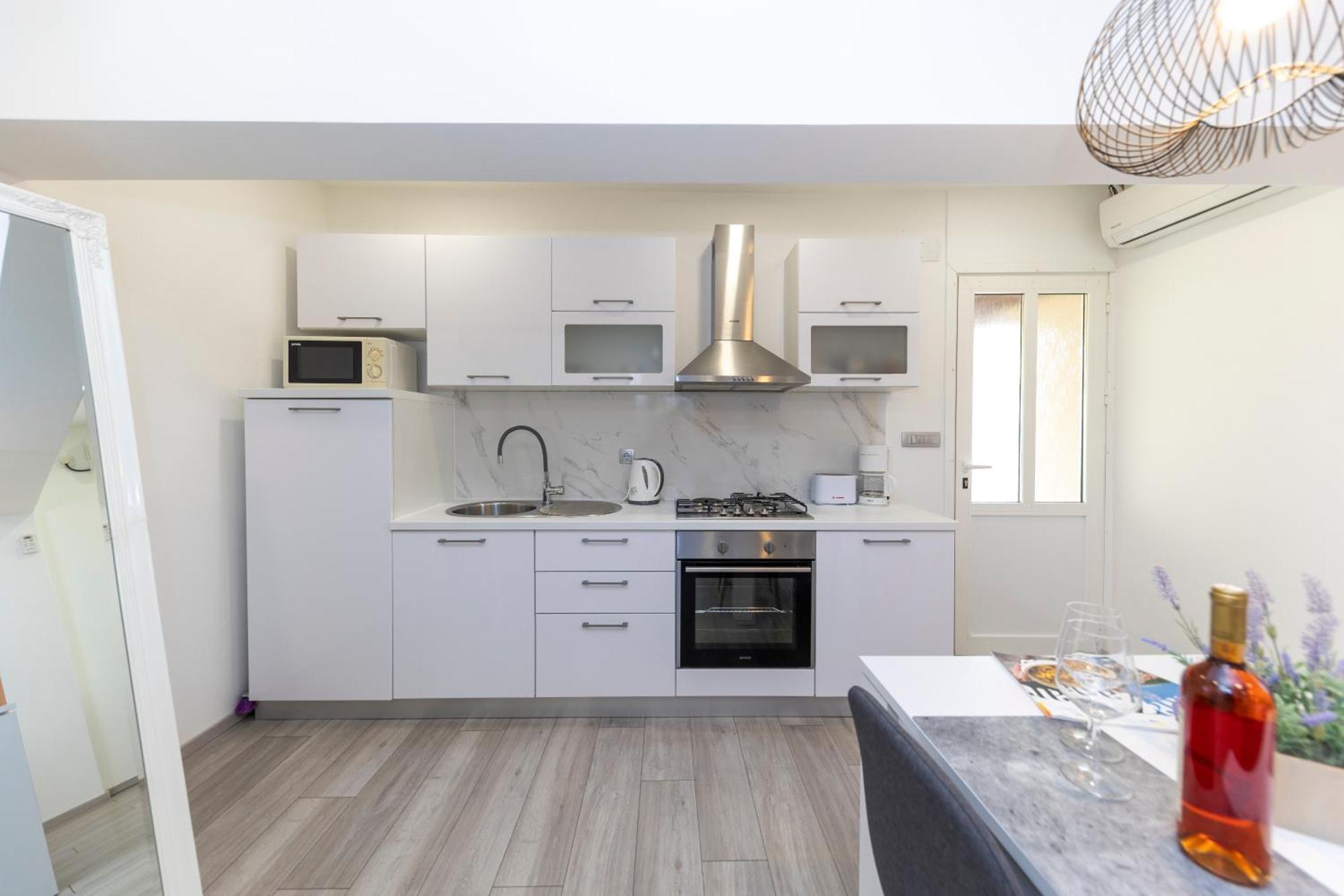 Family Apartments Zadar - Ryanair Exclusive Εξωτερικό φωτογραφία