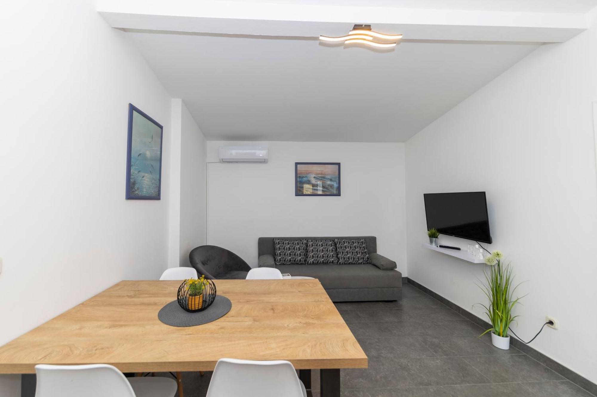 Family Apartments Zadar - Ryanair Exclusive Εξωτερικό φωτογραφία