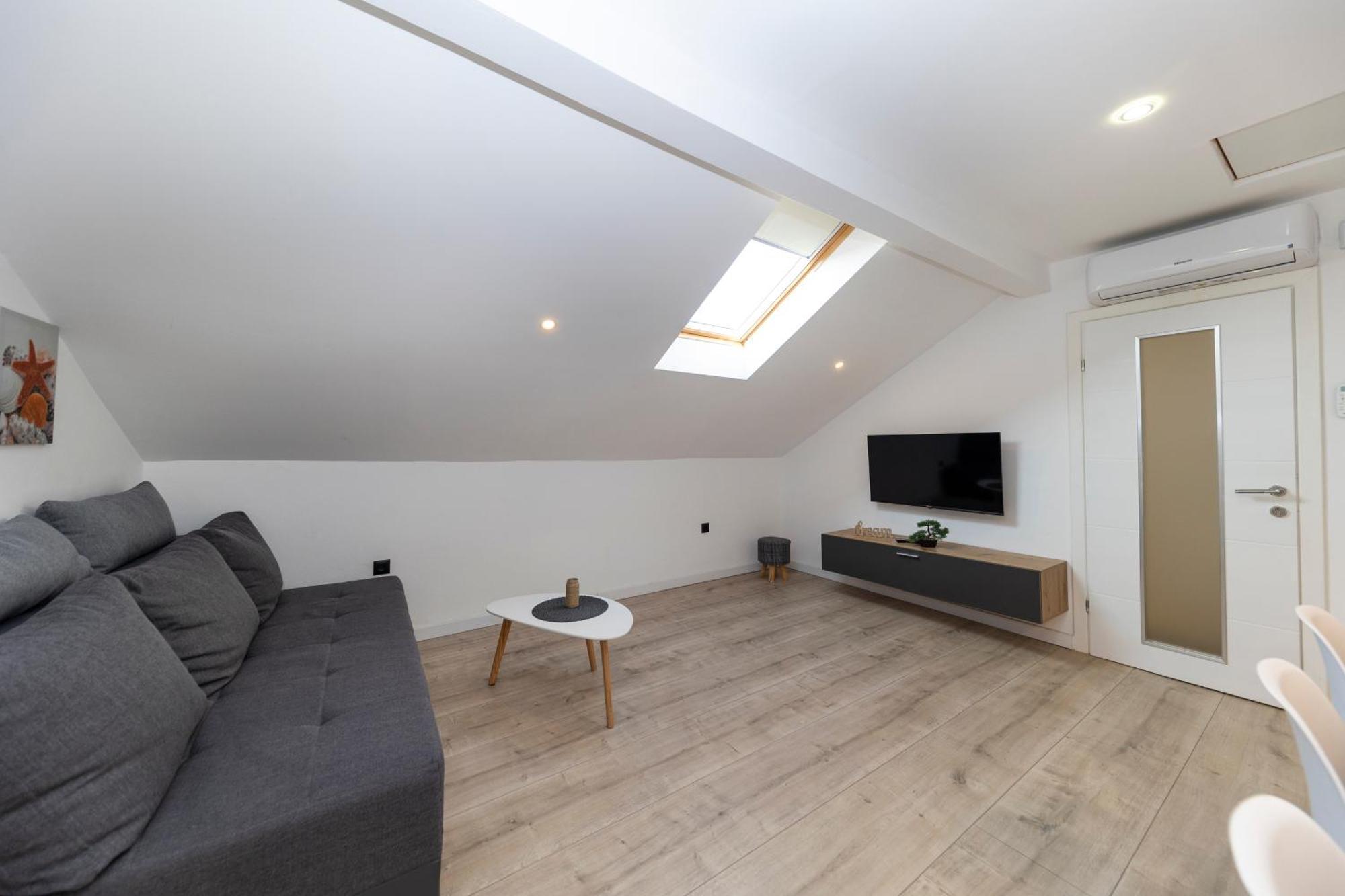 Family Apartments Zadar - Ryanair Exclusive Εξωτερικό φωτογραφία