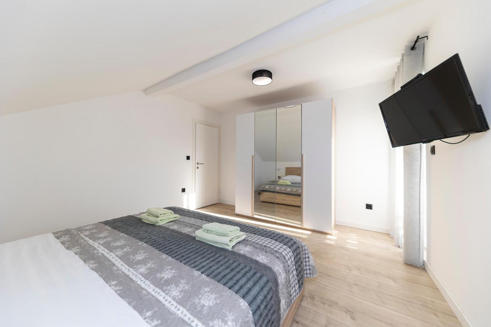 Family Apartments Zadar - Ryanair Exclusive Εξωτερικό φωτογραφία
